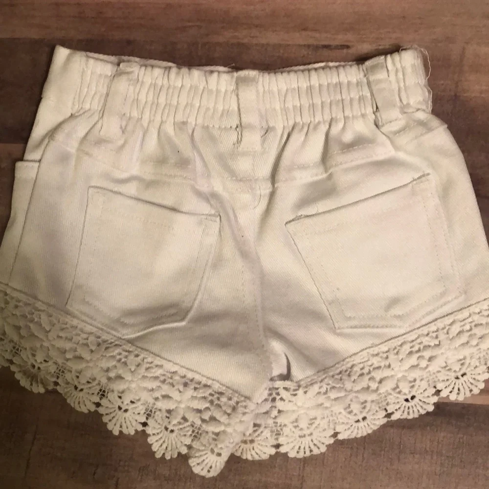 Tommy Hilfiger (new)shorts and top by Seed